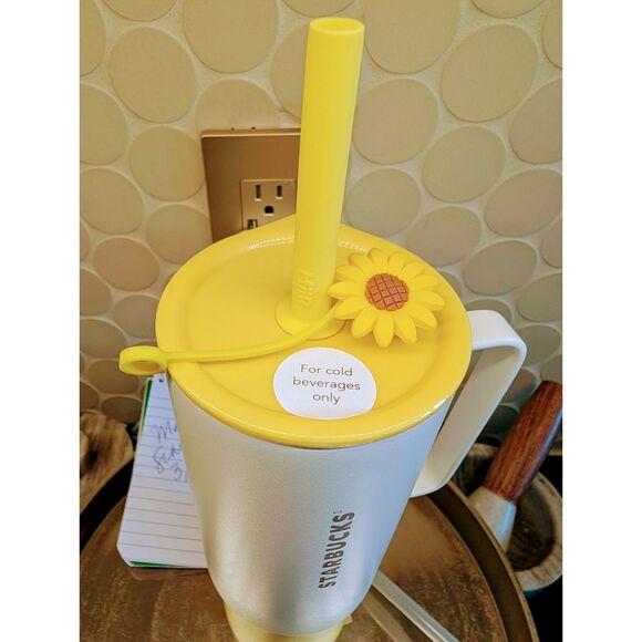 Yellow Starbucks Korea 2025 Flower Market MIIR All day Coldcup 932ml 30 ounces - Picture 2 of 5